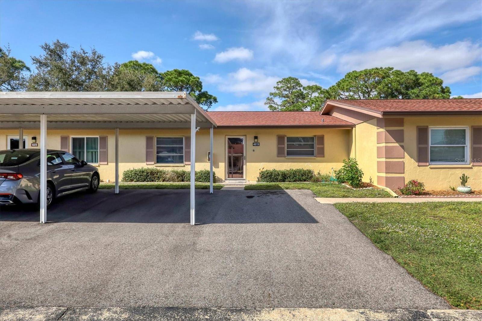 Sarasota, FL 34233,4619 TIPPECANOE TRL #30