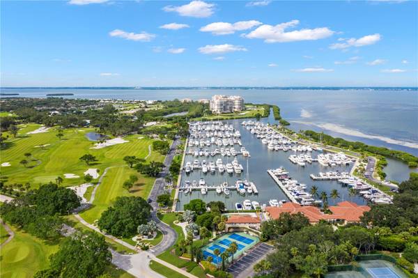 2600 HARBOURSIDE DR #C-13, Longboat Key, FL 34228