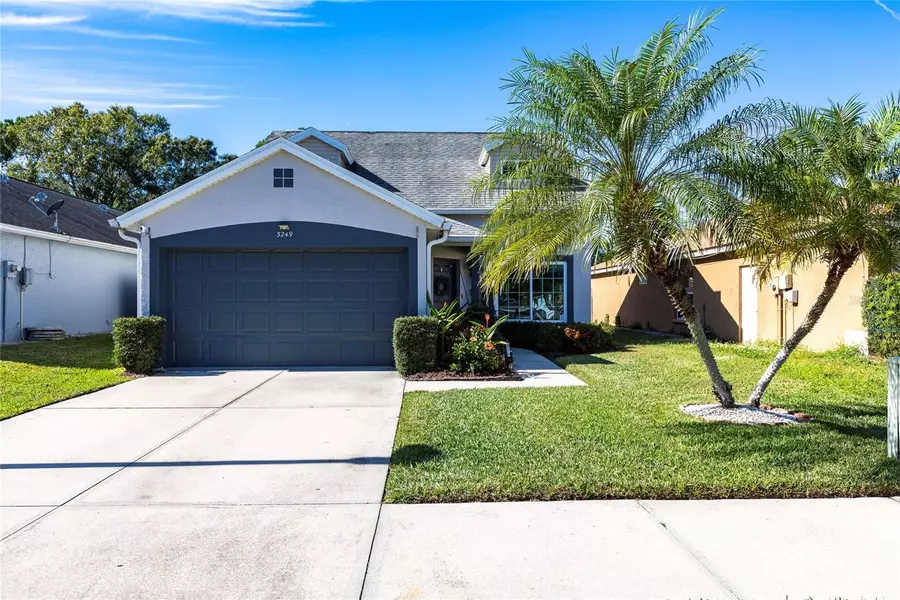 3249 MAPLE HAMMOCK DR, Sarasota, FL 34235