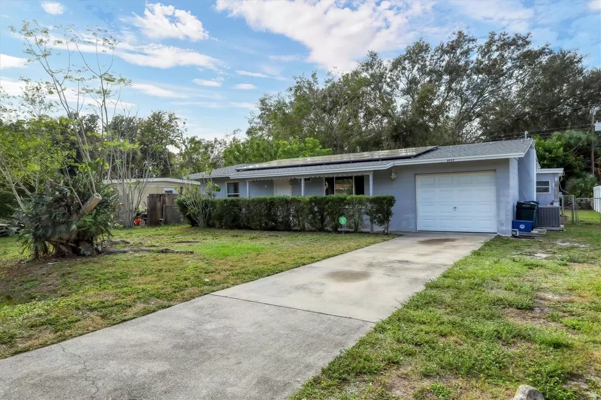 Bradenton, FL 34207,6404 8TH STREET CT W