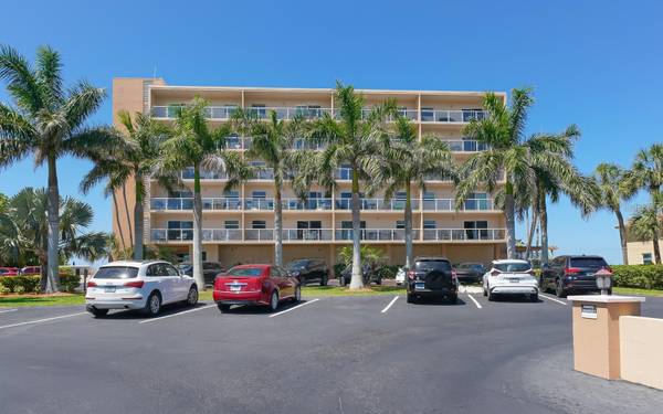 2721 GULF OF MEXICO DR #504,  Longboat Key,  FL 34228