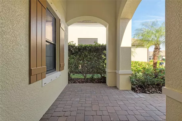 Sarasota, FL 34243,6378 POSITANO CT