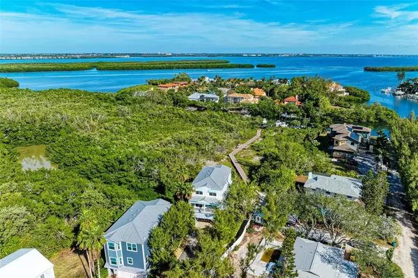 Longboat Key, FL 34228,6326 LAGUNA DR