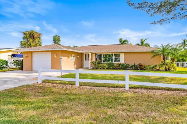 507 75TH ST,  Holmes Beach,  FL 34217