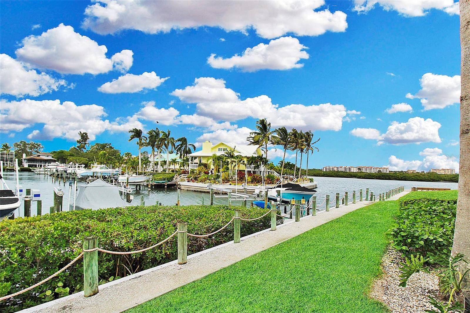 Sarasota, FL 34242,1343 SIESTA BAYSIDE DR #1343-C