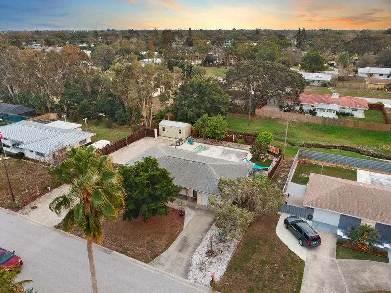 2540 SUNNYSIDE ST, Sarasota, FL 34239