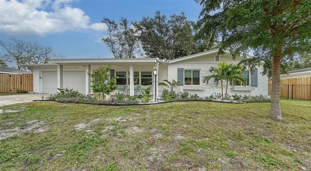 Sarasota, FL 34239,2748 WISTERIA PL