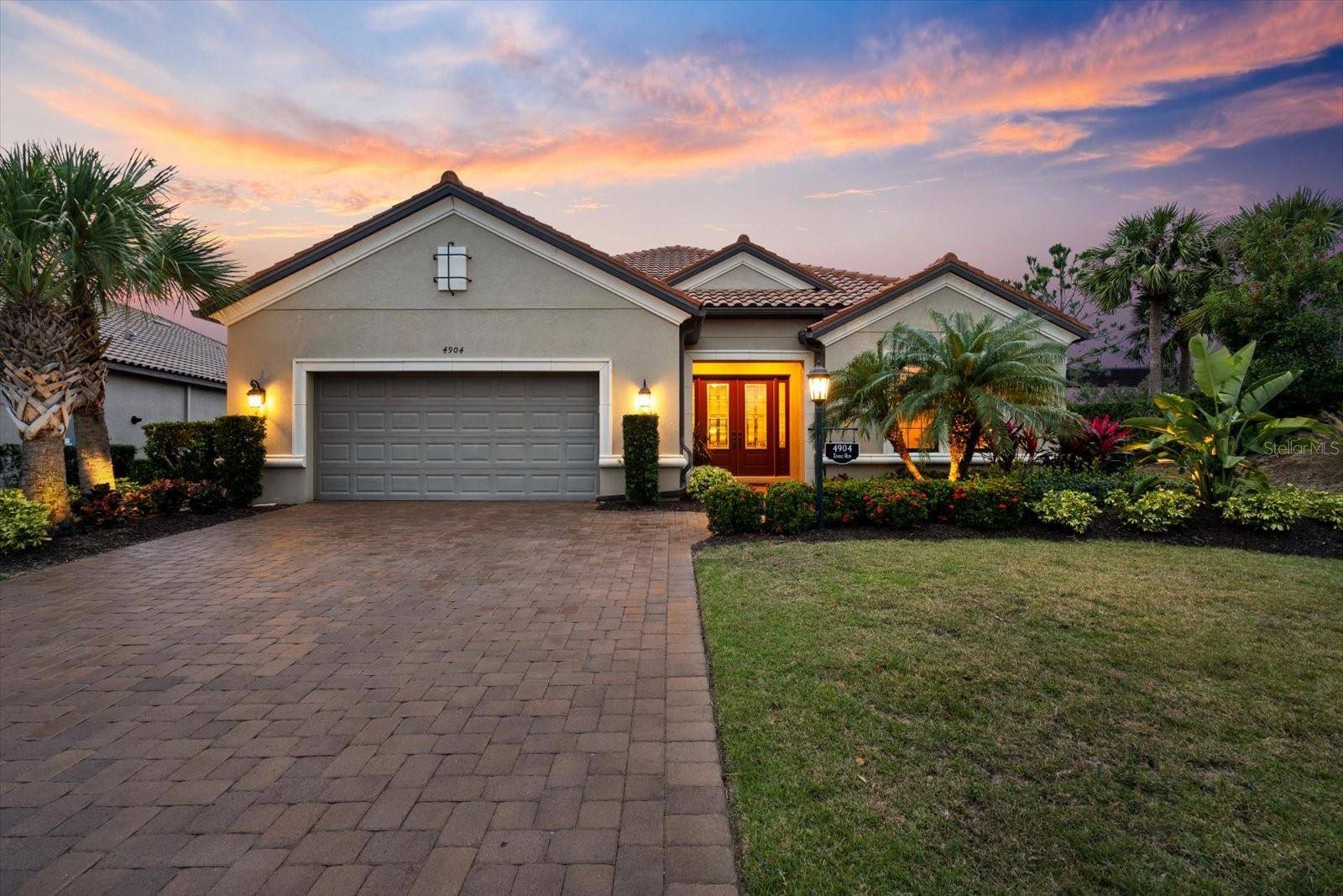 4904 TIVOLI RUN, Bradenton, FL 34211