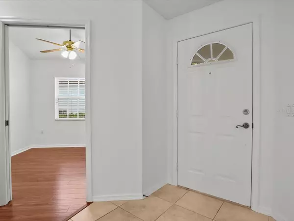 Venice, FL 34292,1222 CAPRI ISLES BLVD #33