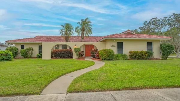 2906 TUCKERSTOWN DR, Sarasota, FL 34231