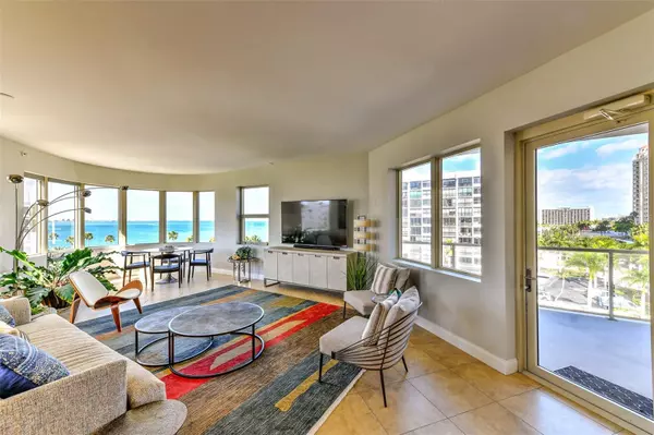 Sarasota, FL 34236,128 GOLDEN GATE PT #601B