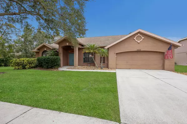 5303 ITHACA LN, Sarasota, FL 34243