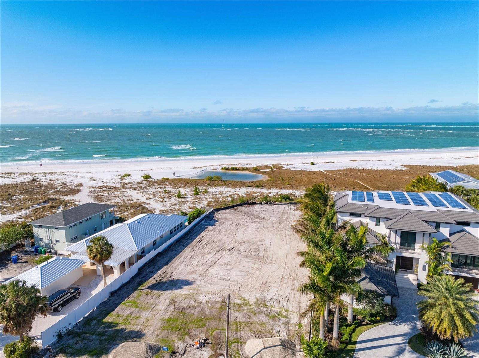 Anna Maria, FL 34216,769 N SHORE DR