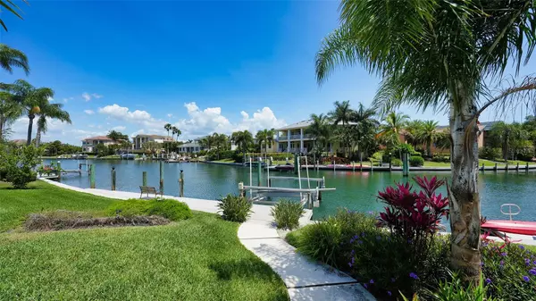 Longboat Key, FL 34228,540 HARBOR COVE CIR