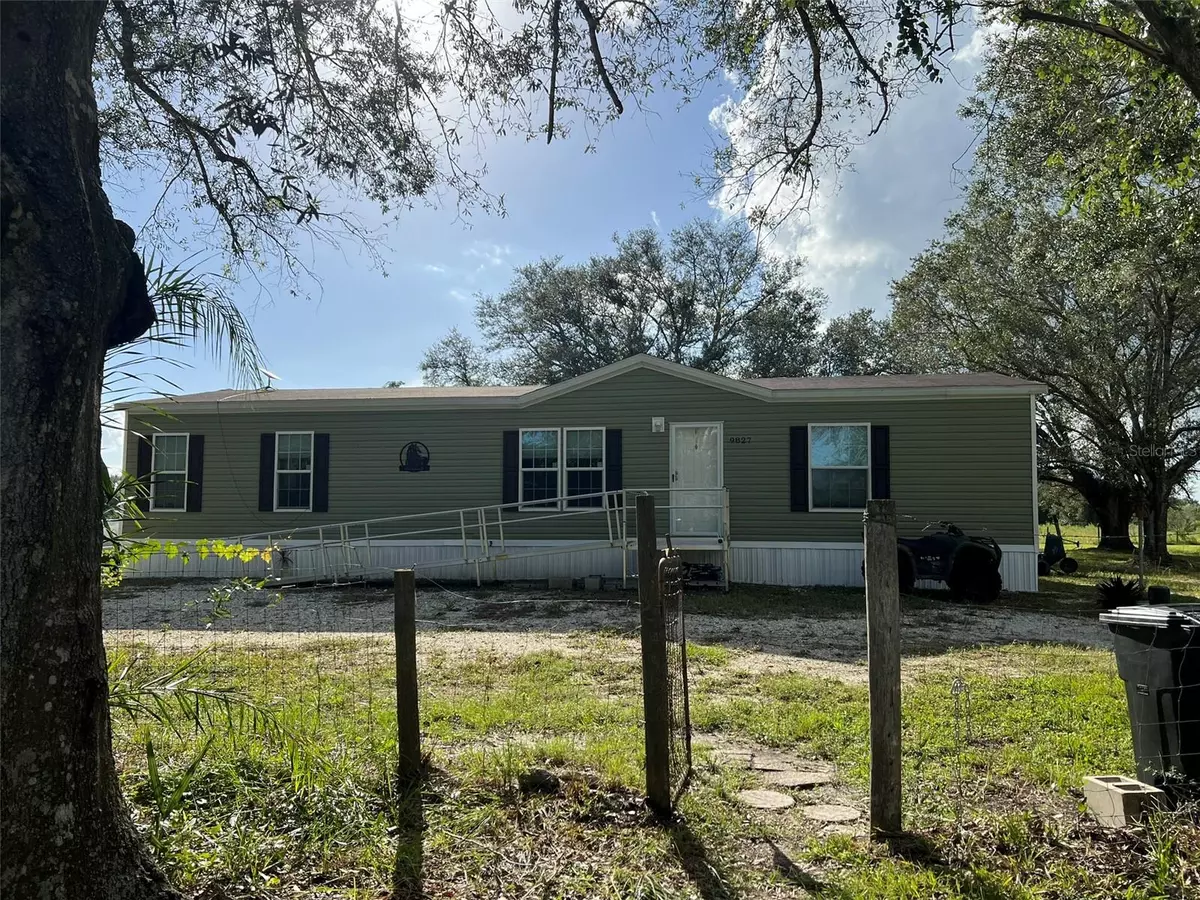 Arcadia, FL 34266,9827 SE HOTH RD