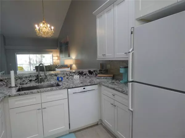 Sarasota, FL 34238,4640 TOWER HILL LN #2325