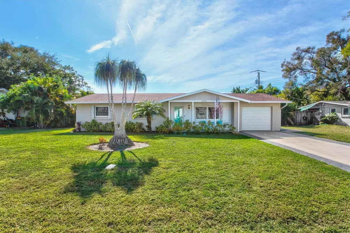Sarasota, FL 34239,2572 JEFFERSON CIR