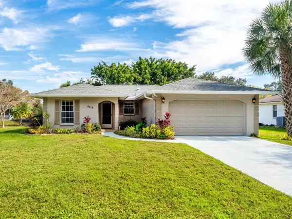 4419 MEADOW CREEK CIR, Sarasota, FL 34233