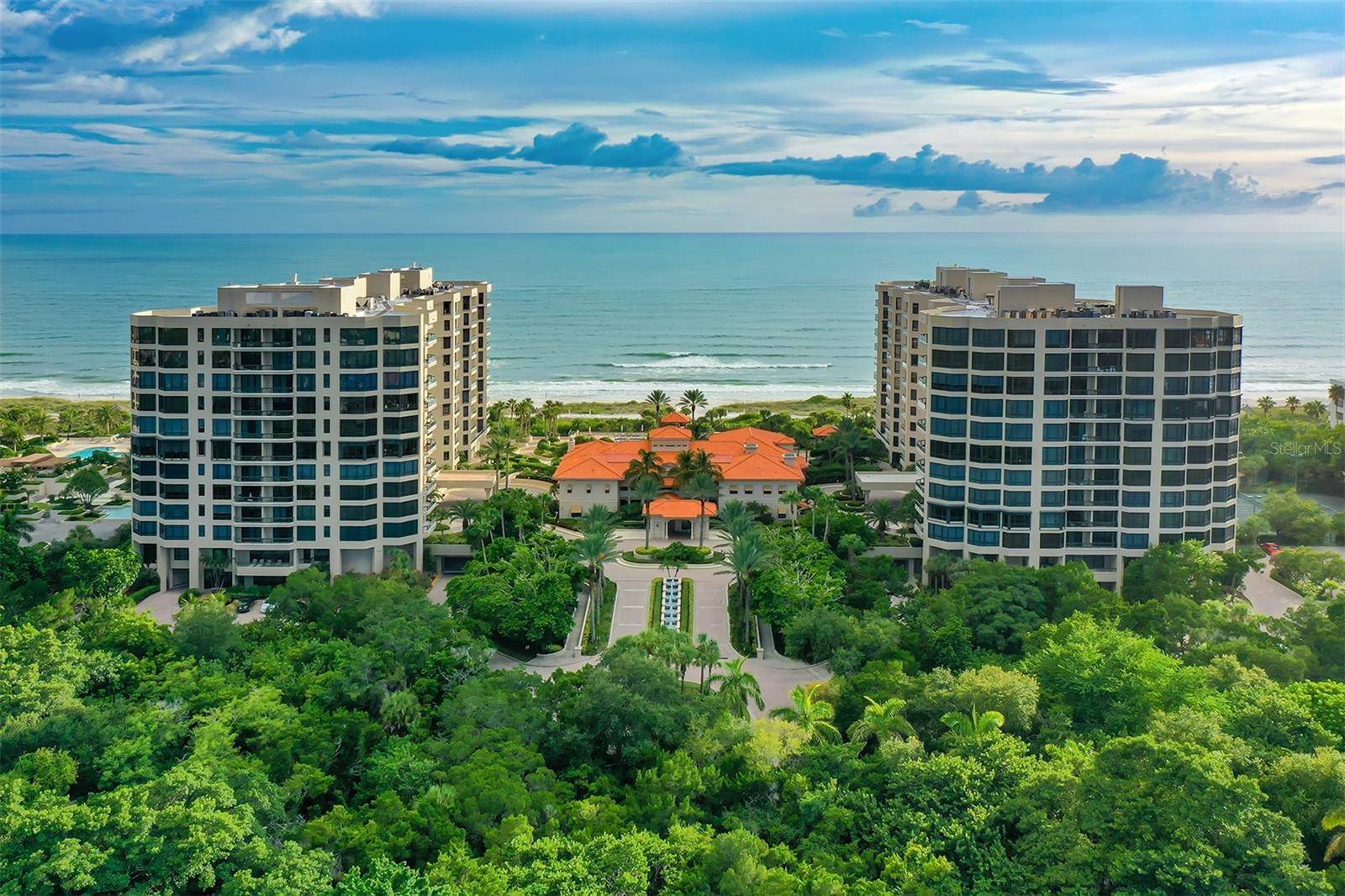 1241 GULF OF MEXICO DR #401,  Longboat Key,  FL 34228