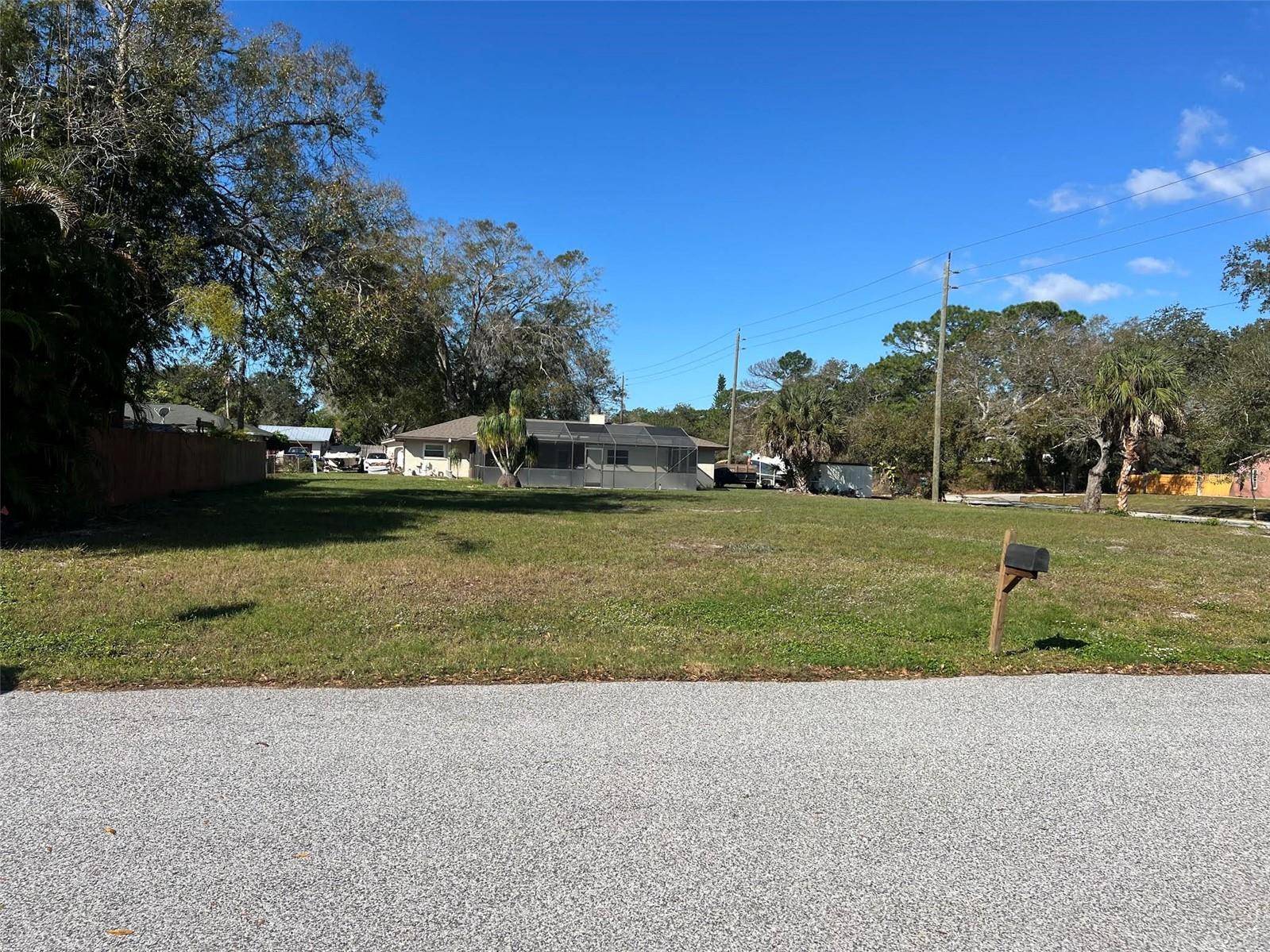 5417 EVORA AVE, Sarasota, FL 34235