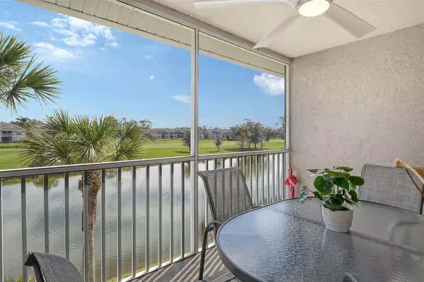 5370 HYLAND HILLS AVE #2725,  Sarasota,  FL 34241