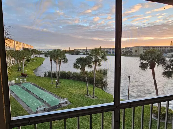 3162 LAKE BAYSHORE DR #312,  Bradenton,  FL 34205