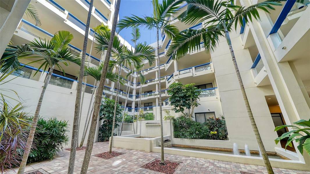 2110 HARBOURSIDE DR #557, Longboat Key, FL 34228