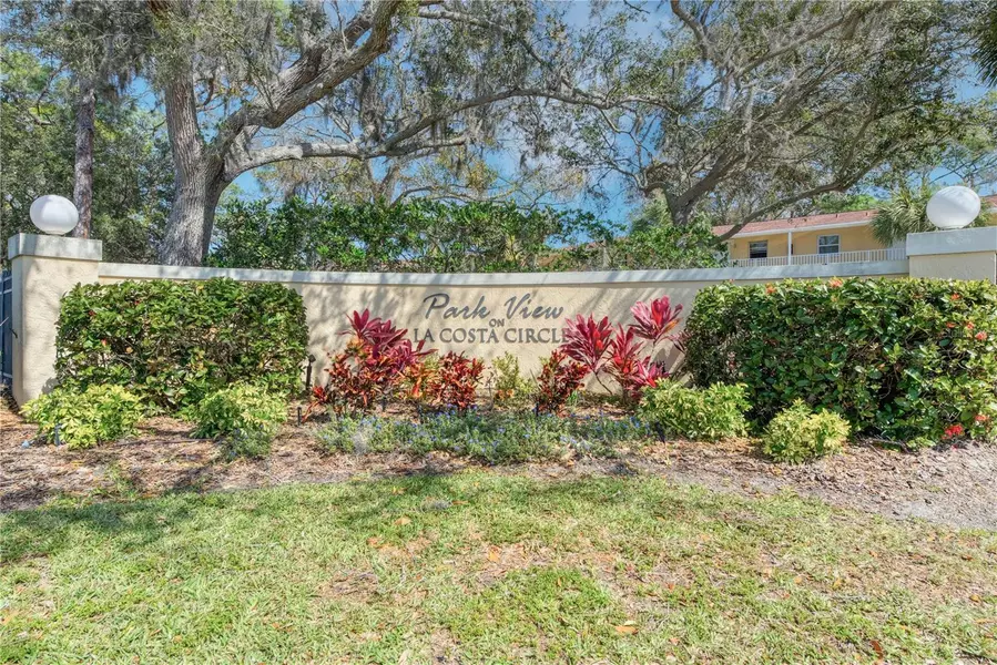 918 LA COSTA CIR #2, Sarasota, FL 34237