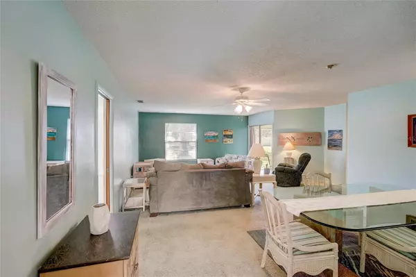 Sarasota, FL 34233,4287 OAKHURST CIR E #3047