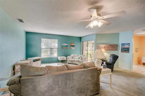 Sarasota, FL 34233,4287 OAKHURST CIR E #3047