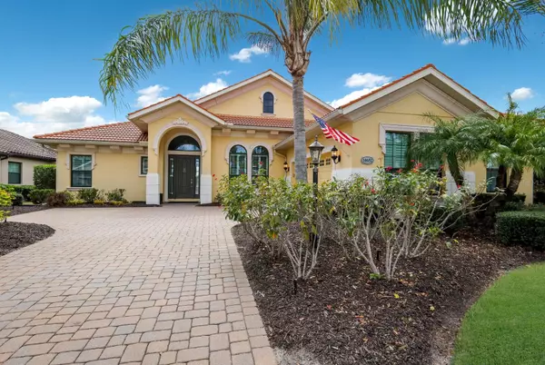 14652 NEWTONMORE LN, Lakewood Ranch, FL 34202