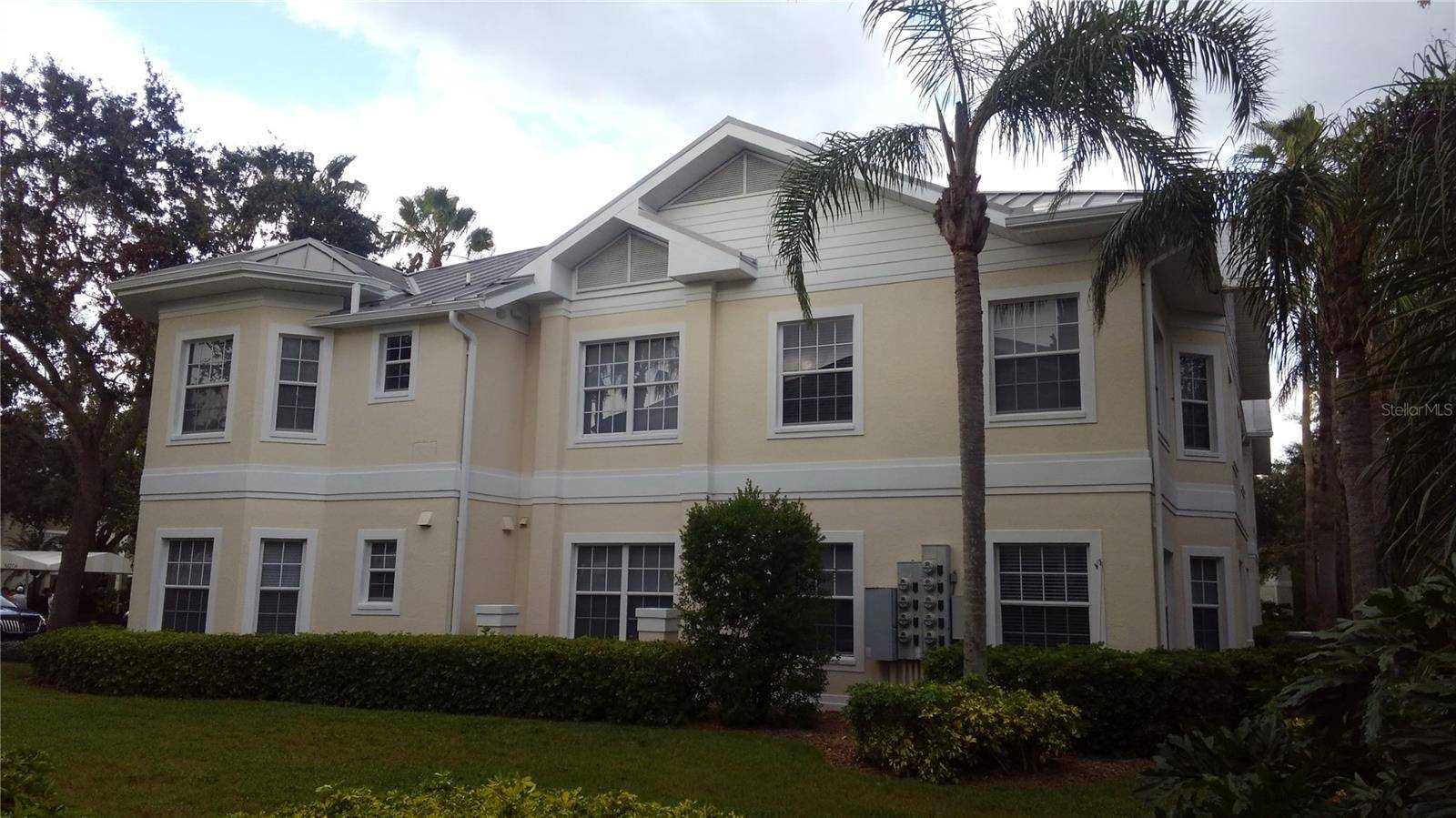 3702 54TH DR W #101, Bradenton, FL 34210
