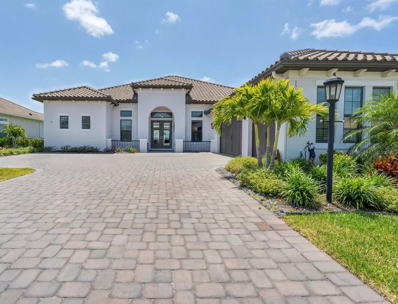 15106 DERNA TER, Lakewood Ranch, FL 34211