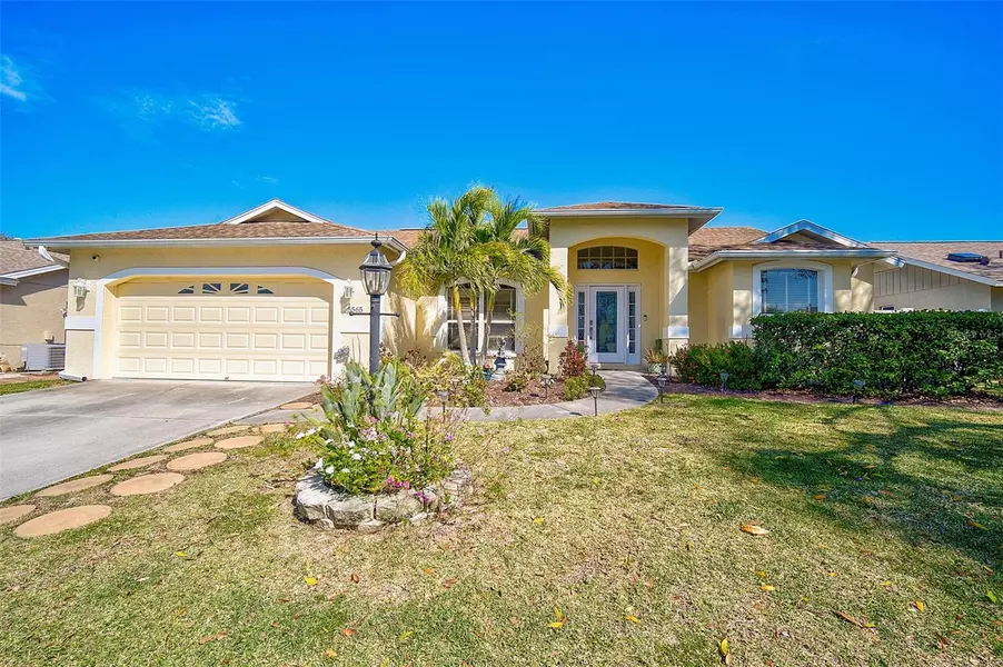 5565 SWEETWATER OAK DR, Sarasota, FL 34232