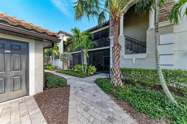 Lakewood Ranch, FL 34211,5558 PALMER CIR #203