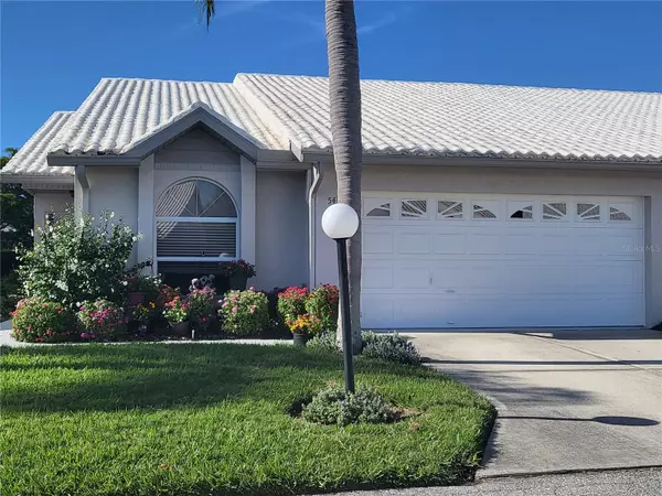 Sarasota, FL 34233,5438 KELLY DR #12