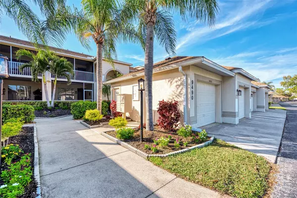 Sarasota, FL 34238,9490 HIGH GATE DR #2014