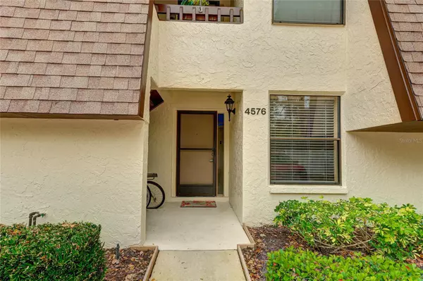 4576 RINGWOOD MEADOW #5, Sarasota, FL 34235