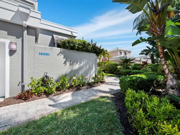 Longboat Key, FL 34228,3540 MISTLETOE LN