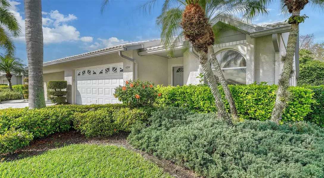 4244 BRITTANY LN #11, Sarasota, FL 34233