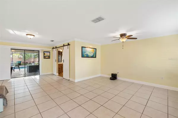 Sarasota, FL 34232,225 MIMOSA CIR