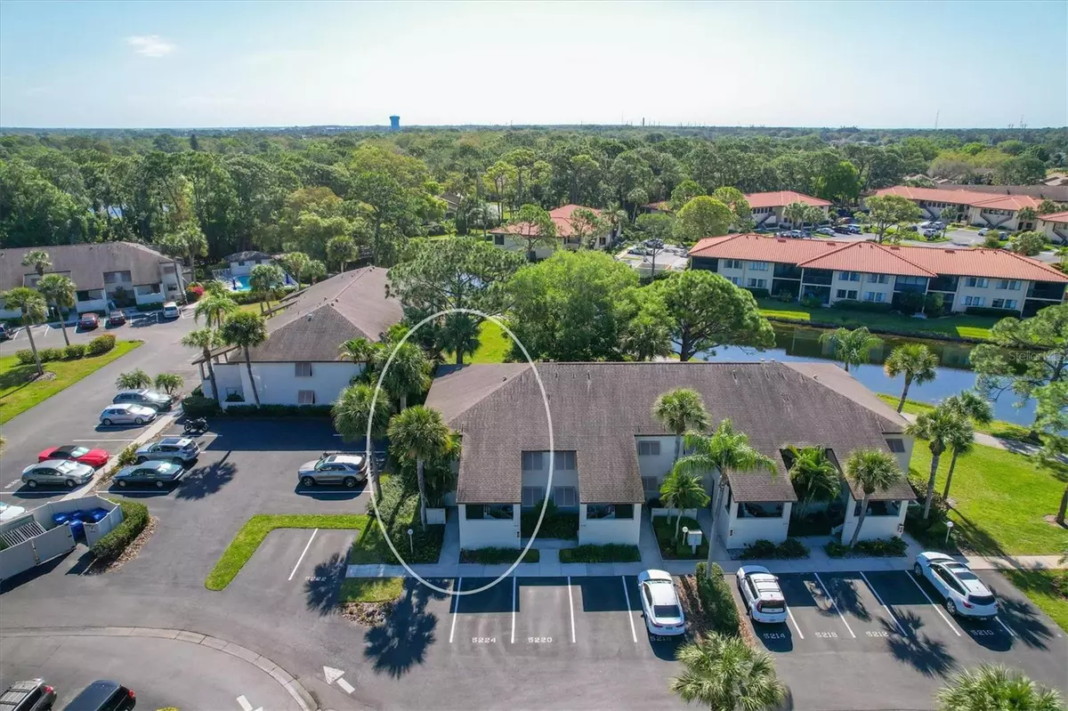 Sarasota, FL 34235,5222 WILLOW LINKS #77