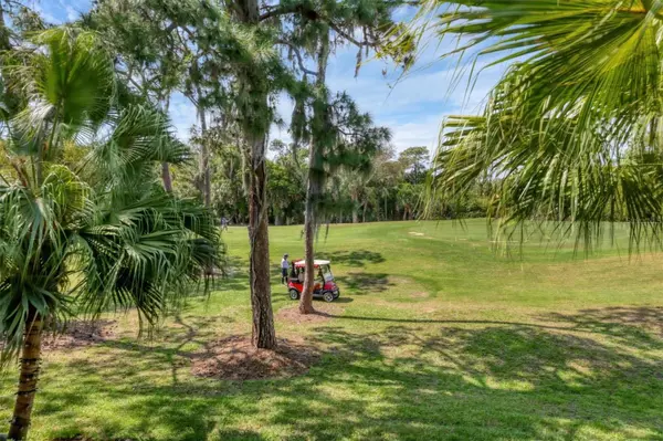 Sarasota, FL 34243,7576 EAGLE CREEK DR #7650