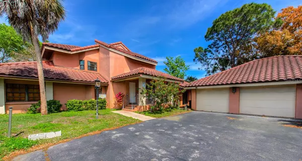 3013 CLARK RD #2, Sarasota, FL 34231