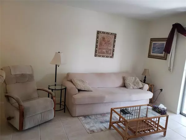 Venice, FL 34292,102 CAPRI ISLES BLVD #302