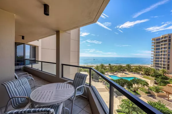 Longboat Key, FL 34228,1211 GULF OF MEXICO DR #405