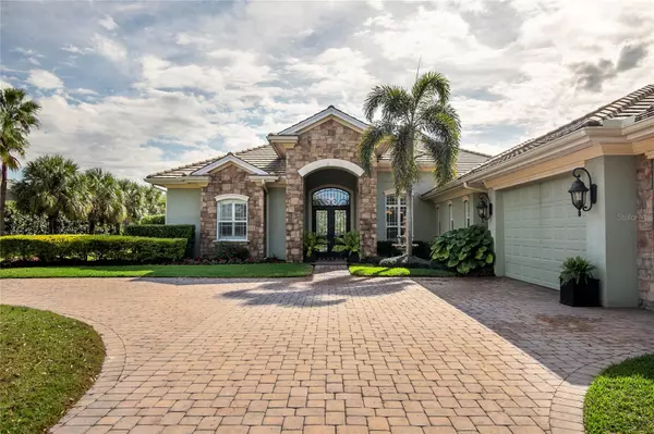 3278 FOUNDERS CLUB DR, Sarasota, FL 34240