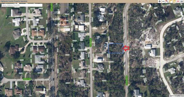 447 HOOVER AVE NE, Lake Placid, FL 33852