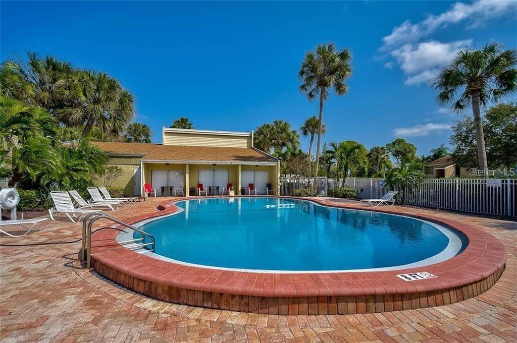 Sarasota, FL 34231,3411 CLARK RD #212