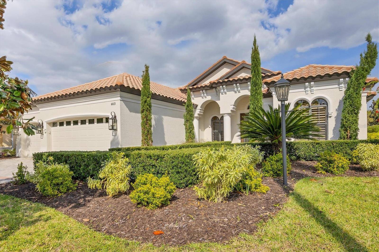 6831 DOMINION LN,  Lakewood Ranch,  FL 34202